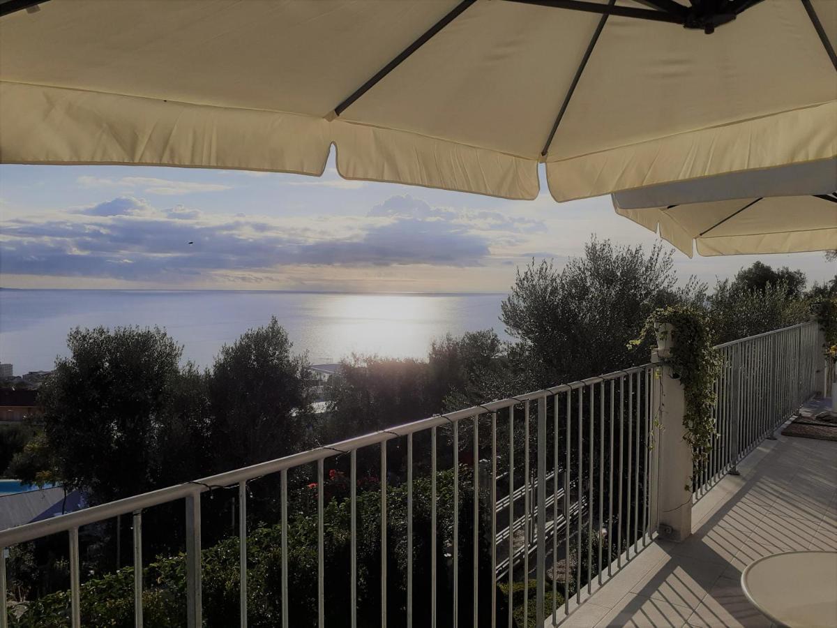 Villa Infinity ∞ Santa Teresa Di Riva Buitenkant foto